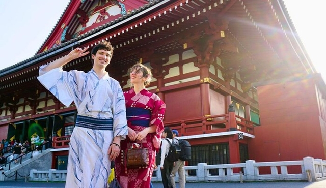 Tokyo Asakusa Kimono Rental Experience