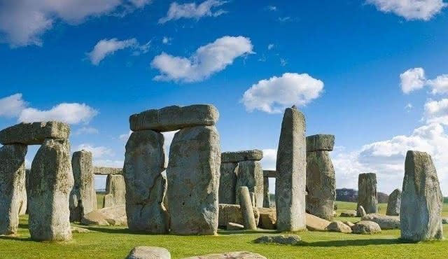 Winchester, Stonehenge & Salisbury: Private Tour