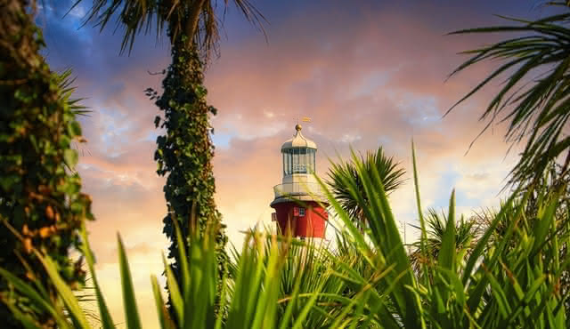 Plymouth Hidden Gems (Self‐guided Tour & Treasure Hunt)