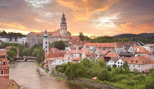 Česky Krumlov in spagnolo da Praga