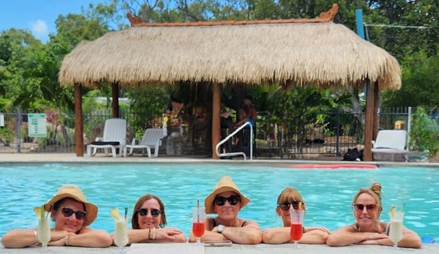 Airlie Beach: Small‐Group Cape Gloucester, Dingo Beach Escape