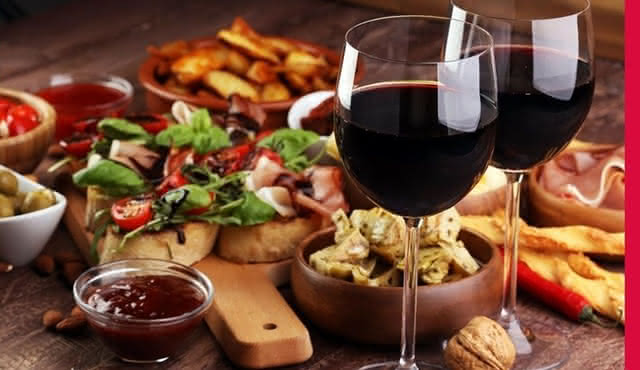 Lucca Home Aperitivo Experience