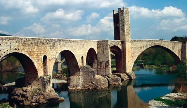 Privat: Jüdische Geschichtstour von Girona und Besalu aus Girona