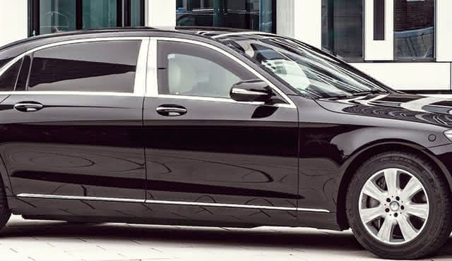 Saint Tropez to Paris Private Transfer