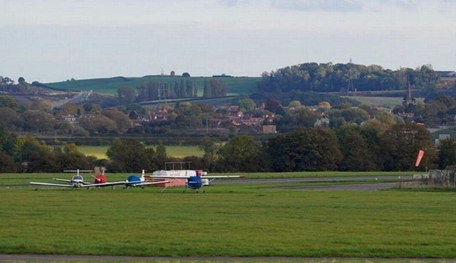 Trasferimento di arrivo privato a Nottingham — Dall'aeroporto all'hotel / sistemazione