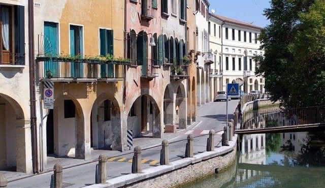 Treviso Private Walking Tour With Local Guide