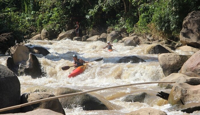 Chiang Mai Whitewater Kayaking On The Mae Taeng River