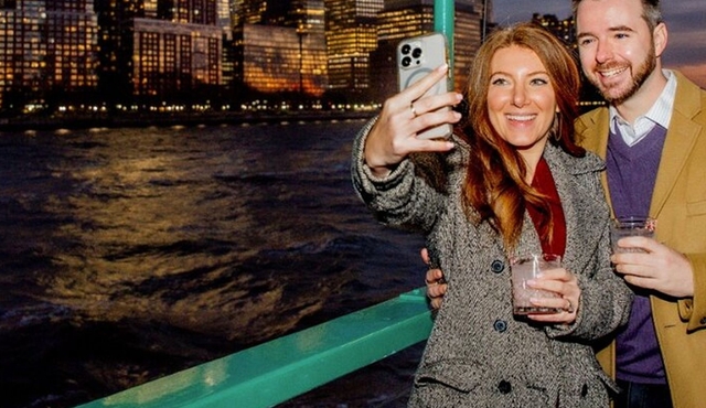 Boston Holiday Cruise