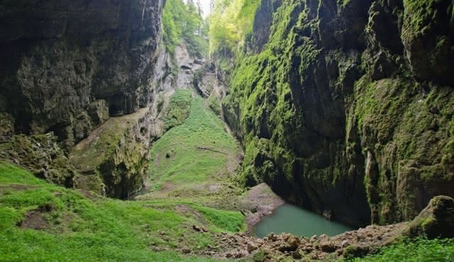 Brünn und Höhlen Private Tour von Prag