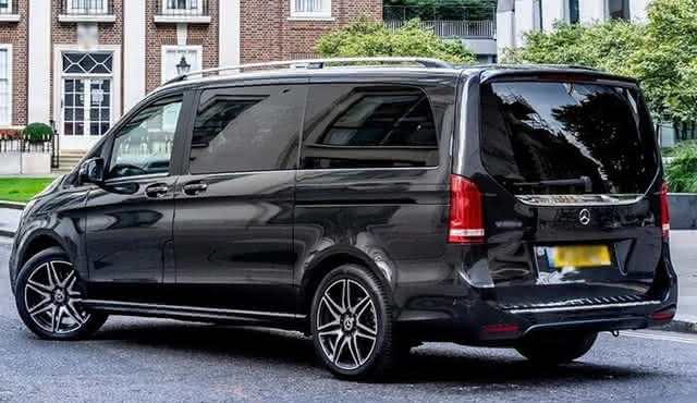 Departure Transfer Toulouse to Toulouse Airport TLS by Car or Van