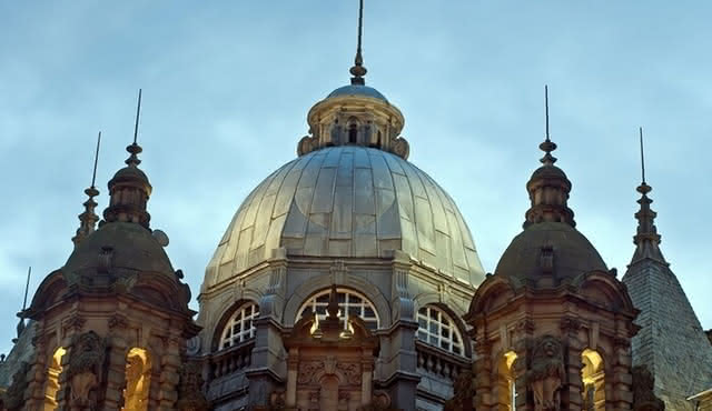 Private Leeds Exploration Through Time and Art