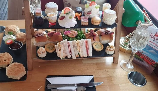 Glasgow Afternoon Tea Sightseeing Bus Tour