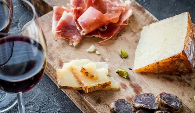 Montalcino Pienza Montepulciano VinoFormaggio di Firenze o Siena