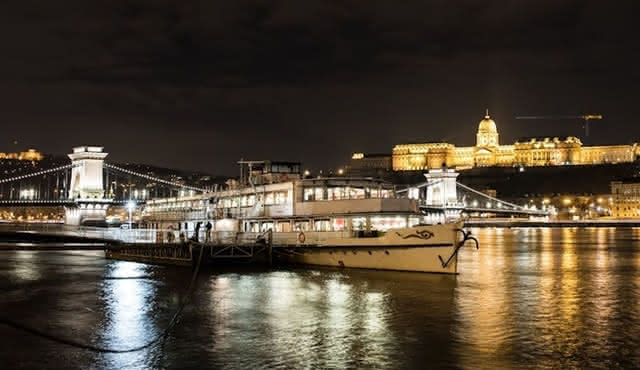 Budapest Danube river cruise