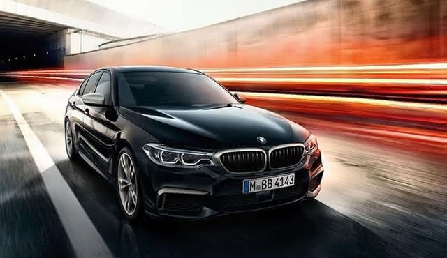 Airport to Lège‐Cap‐Ferret Transfer in Business Sedan
