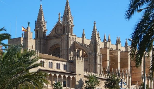 Cathedral of Mallorca Tour