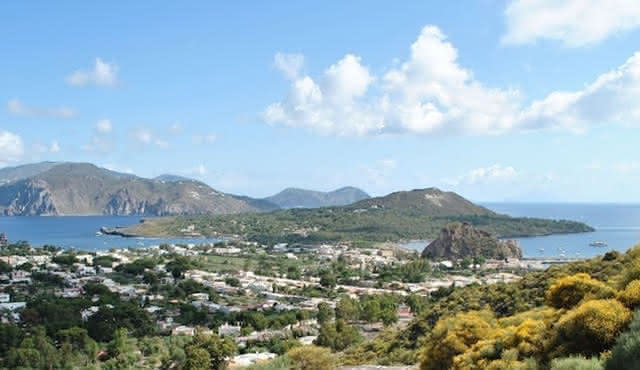 Lipari and Vulcano mini‐cruise from Taormina