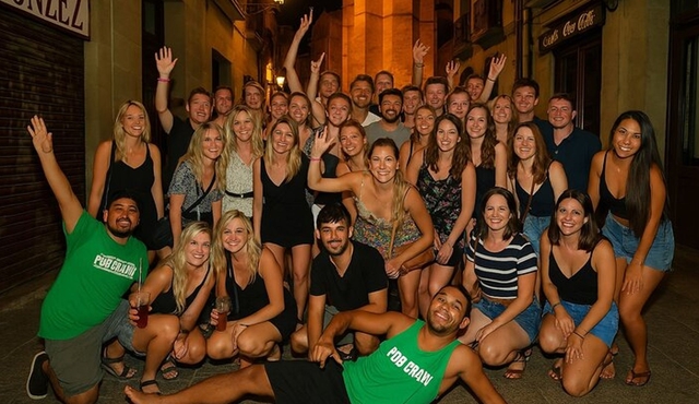 Rhodes Pub Crawl Old Town