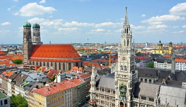 Guided walking tour through Munich