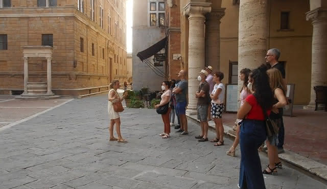 Private Guided Tour of Pienza on Foot