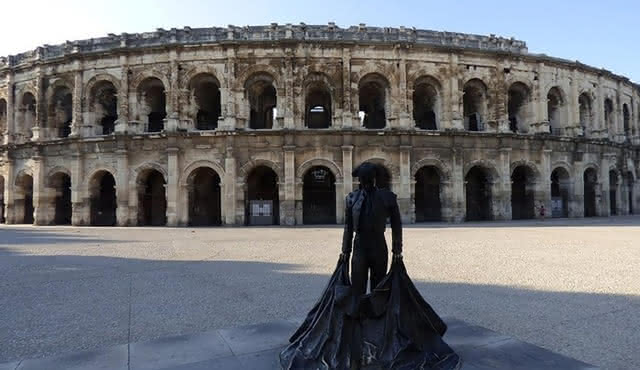 Nîmes Private Walking Tour With A Professional Guide