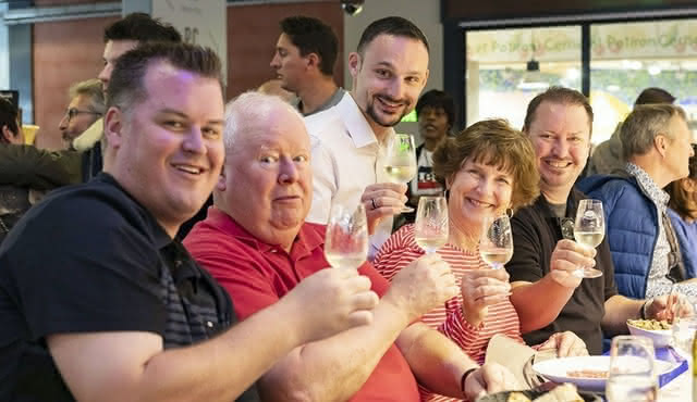Private gourmet food tour in Lyon