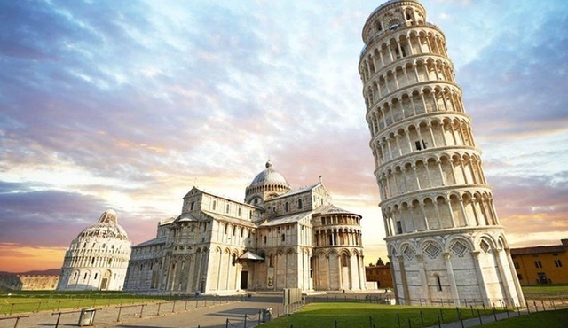 Pisa — Lucca Private Day Trip