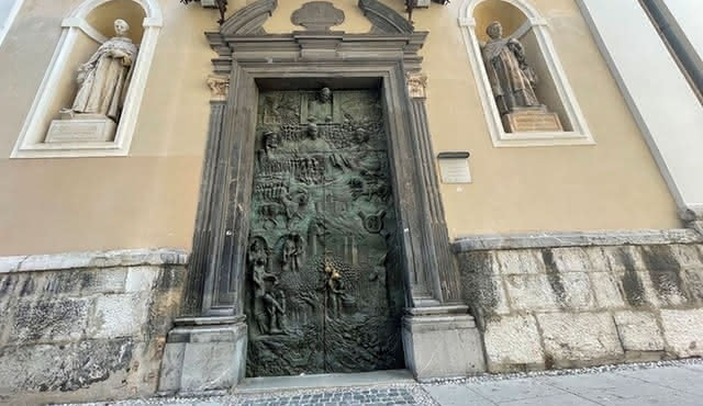 Ljubljana and Lake Bled Small‐Group Full‐Day Tour From Zagreb