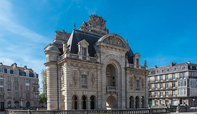 Visite à pied de la vieille ville de Lille avec un guide