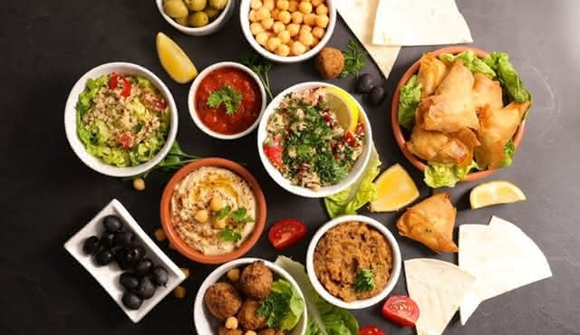 Sapori di Beirut: un viaggio culinario attraverso Beirut con pranzo