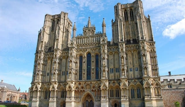 Glastonbury and Wells Private Day Tour From Bath