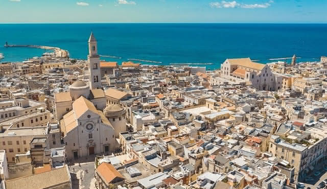 Private Authentic Tour of Bari Trani and Barletta