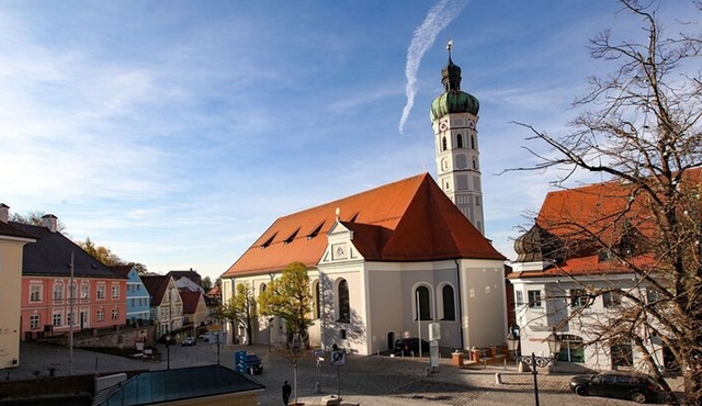 Dachau Private Guided Walking Tour