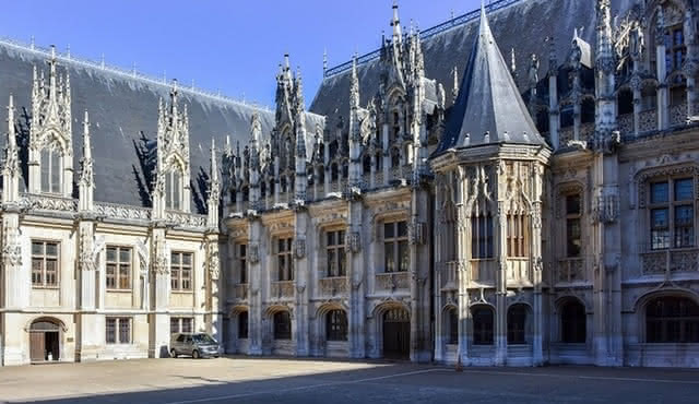 Guided Tour of the Historic Center of Rouen