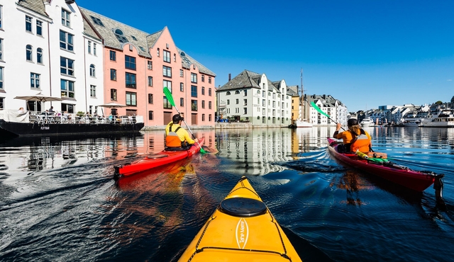 Classic kayak tour in Ålesund
