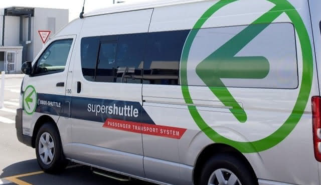 Arrival Transfer: Auckland Airport to Auckland Central City Centre