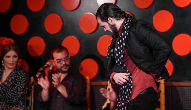 Los Tarantos: Traditional Flamenco Show in Barcelona