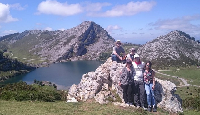 Visite directe des lacs de Covadonga Picos de Europa depuis Oviedo