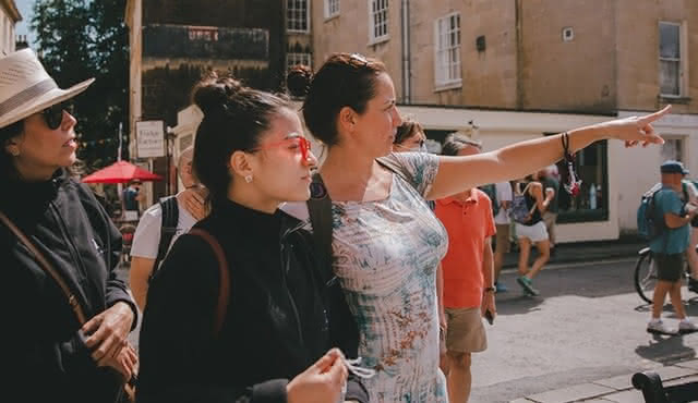 Stonehenge and Bath Day Guided Tour from London