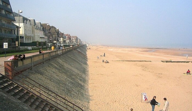 Private Van Tour of Cabourg Trouville Deauville from Paris