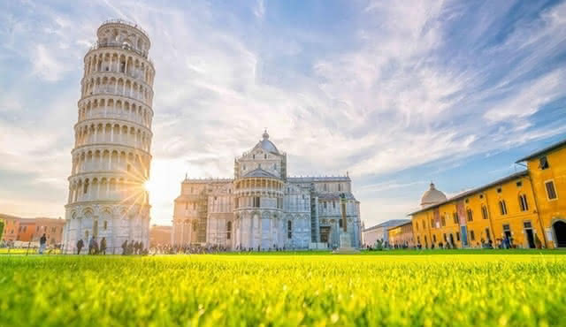 Florence to Pisa, San Gimignano and Siena Day Trip with Lunch