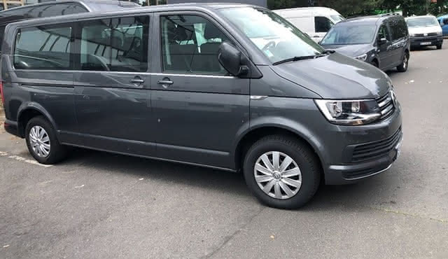 Privater Transfer vom Flughafen Beauvais (BVA) zum Disneyland Paris