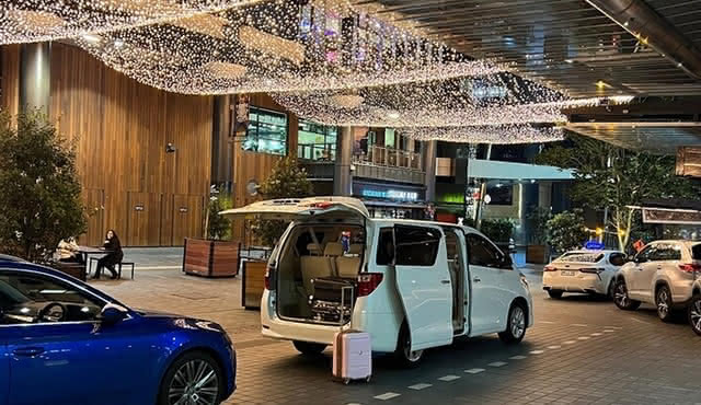 Private Transfer From Auckland Airport Oaks To Auckland City
