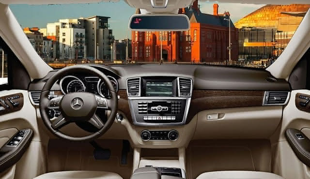 Cardiff Private Transfer from central Cardiff to Cardiff Airport