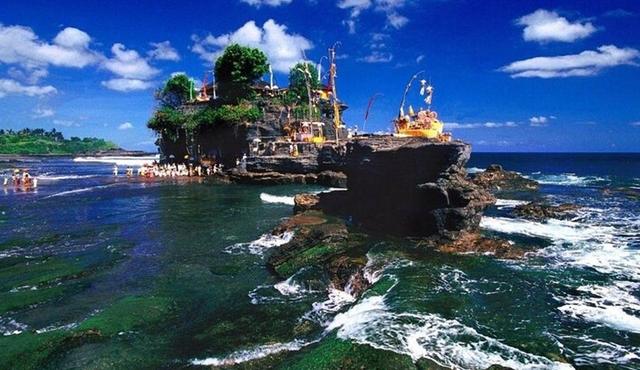 Full Day Tour Tanah Lot, Jatiluwih, Danau Beratan