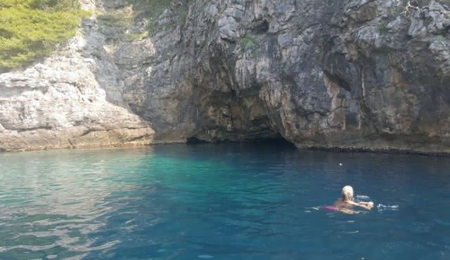 Caves, snorkeling and swimming tour in Dubrovnik