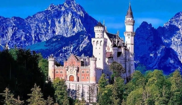 Neuschwanstein und Herrenchiemsee Private Tour ab München