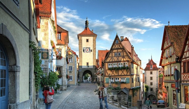 Romantic Road Trip from Röttingen Wine Village to Rothenburg/Tauber(SUNDAY)