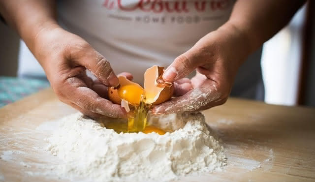 Private Pasta & Tiramisu Class at a Cesarina's home with tasting in Todi