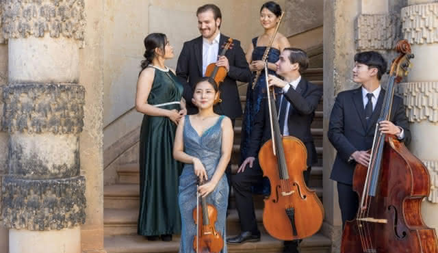 Mozart's A Little Night Musik: Dresdner Zwinger